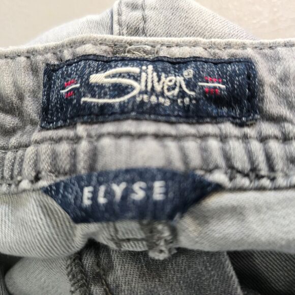 Silver Jeans Women's 28 Silver Gray Light Wash Elyse Skinny Crop Distressed - Picture 3 of 16